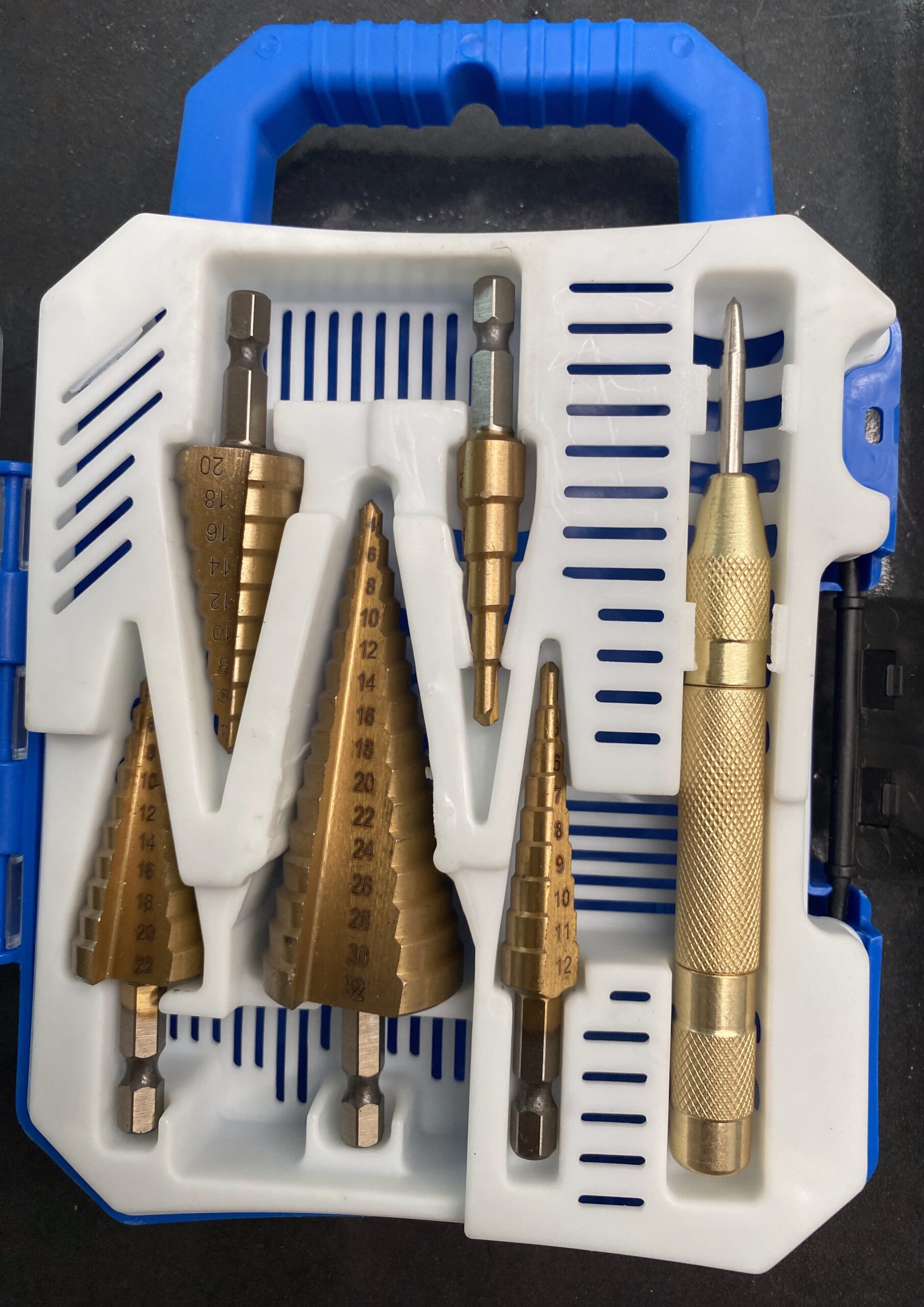 5Pcs Titanium Step Drill Bit Set + Centre Punch – HSS Hole Cutter Kit 5Pcs Titanium Step Drill Bit Set + Centre Punch – HSS Hole Cutter Kit